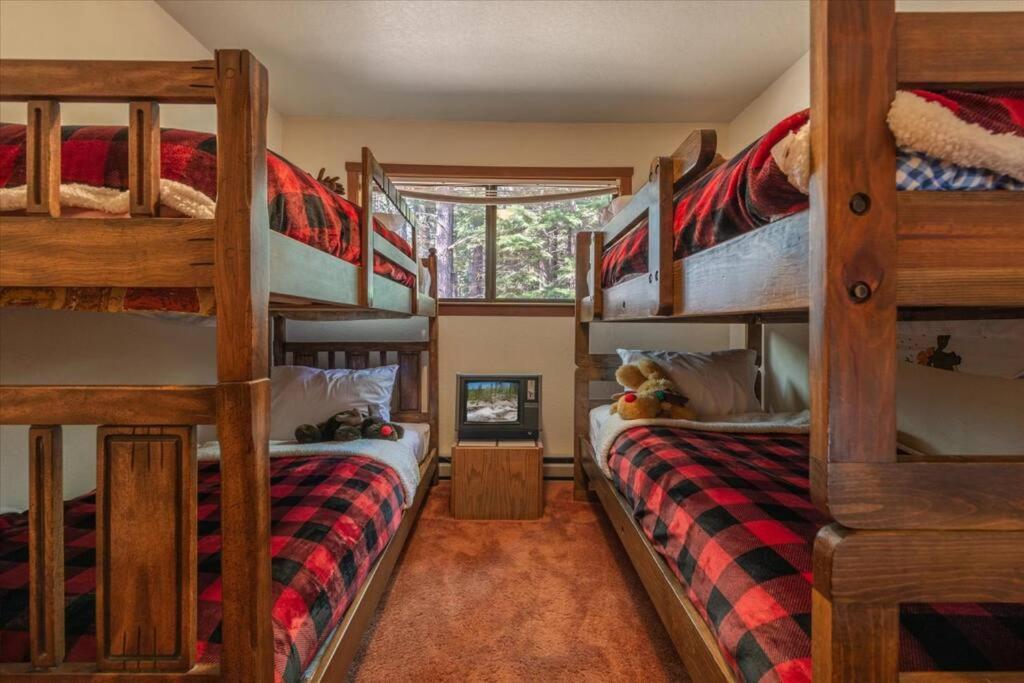 3Br Tahoe Donner Cabin With Hoa Perks Like Pools Hot-Tub Minutes To Trails Lake Golf Truckee Buitenkant foto
