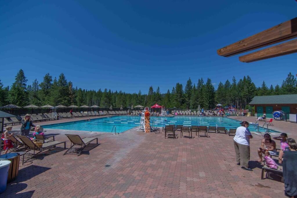 3Br Tahoe Donner Cabin With Hoa Perks Like Pools Hot-Tub Minutes To Trails Lake Golf Truckee Buitenkant foto